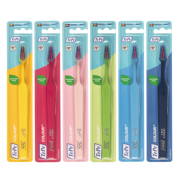TePe Colour Soft Οδοντόβουρτσα με Χρωματιστές Ίνες 1 τμχ TePe Colour Soft Οδοντόβουρτσα με Χρωματιστές Ίνες 1 τμχ