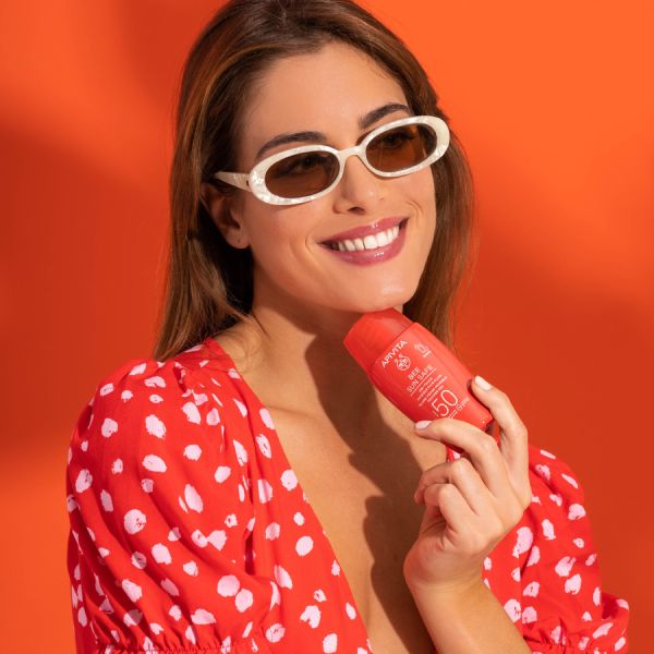 Apivita Bee Sun Safe Dry Touch Λεπτόρρευστη Αντηλιακή Κρέμα Προσώπου με Θαλάσσια Φύκη & Πρόπολη Spf50 50 ml