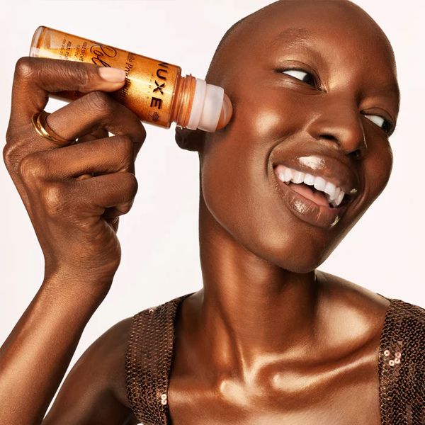 Nuxe Huile Prodigieuse Roll-On Ιριδίζον Πολυχρηστικό Ξηρό Λάδι για Πρόσωπο-Σώμα και Μαλλιά 60 ml