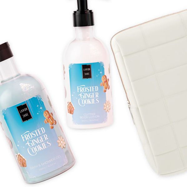 Lavish Care Frosted Ginger Cookies Christmas Set με Bath & Shower Gel 500 ml & Glitter Body Lotion 300 ml